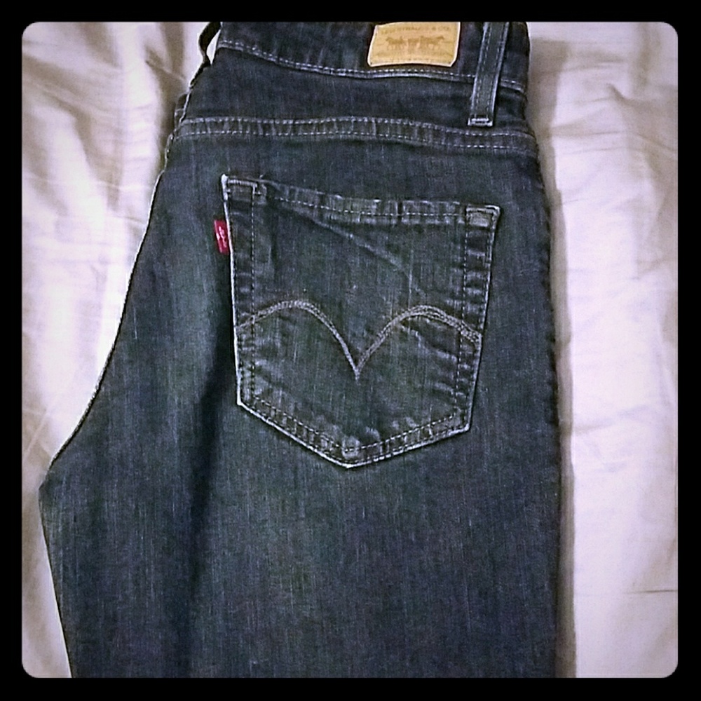 Levi mid rise skinny jeans